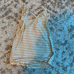 Yellow summer top!!